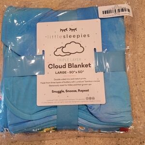 Little Sleepies Around the World Cloud Blanket